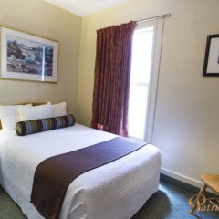Отель Budget Inn Patricia Канада, Ванкувер - 1 отзыв об отеле, цены и фото номеров - забронировать отель Budget Inn Patricia онлайн