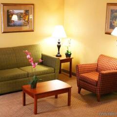 Отель Hampton Inn & Suites Los Angeles Burbank Airport Лос-Анджелес интерьер отеля фото 3