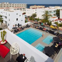 Отель Migjorn Ibiza Suites & Spa балкон
