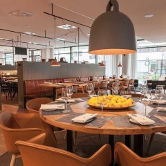 Отель Courtyard by Marriott Amsterdam Arena Atlas Нидерланды, Амстердам - 1 отзыв об отеле, цены и фото номеров - забронировать отель Courtyard by Marriott Amsterdam Arena Atlas онлайн питание фото 3