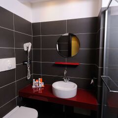 Отель Ih Hotels Milano Watt 13 Милан ванная