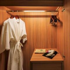 Отель Khaolak Forest Resort сейф в номере
