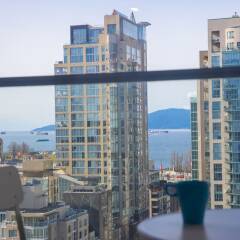 Отель Best Location Yaletown Luxury Suites Канада, Ванкувер - отзывы, цены и фото номеров - забронировать отель Best Location Yaletown Luxury Suites онлайн балкон