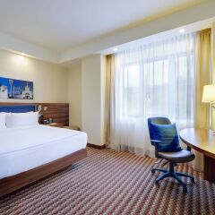 Гостиница Hampton by Hilton Волгоград Профсоюзная комната для гостей