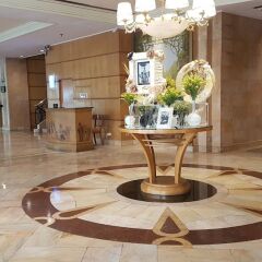 The Royal City Hotel интерьер отеля фото 2