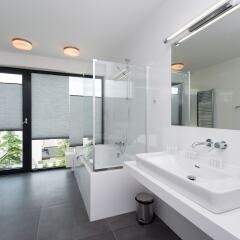 Отель EMPIRENT Rose Apartments Чехия, Прага - отзывы, цены и фото номеров - забронировать отель EMPIRENT Rose Apartments онлайн ванная фото 2