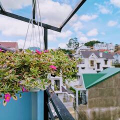 Отель Dalat Che House Далат балкон