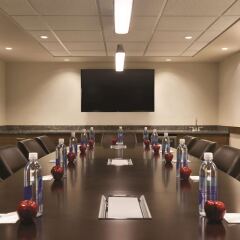 Отель Embassy Suites Bloomington Блумингтон фото 8