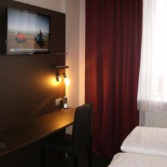 Отель PLAZA Inn Hamburg Moorfleet Германия, Гамбург - 1 отзыв об отеле, цены и фото номеров - забронировать отель PLAZA Inn Hamburg Moorfleet онлайн удобства в номере фото 2
