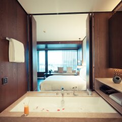 Отель Bay Breeze Hotel Китай, Шэньчжэнь - отзывы, цены и фото номеров - забронировать отель Bay Breeze Hotel онлайн ванная фото 2