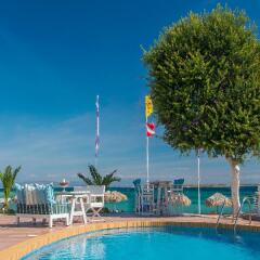 Отель Oasis Beach Hotel Греция, Агистри - отзывы, цены и фото номеров - забронировать отель Oasis Beach Hotel онлайн бассейн фото 3