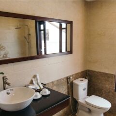 Отель Hoi An Golden Rice Villa ванная