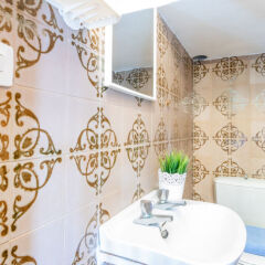 Отель Holiday Home People I Курорт Росес ванная