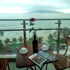 Отель Balcony Seaview Nha Trang Centre балкон