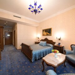 Отель Grand Hotel London Болгария, Варна - 1 отзыв об отеле, цены и фото номеров - забронировать отель Grand Hotel London онлайн комната для гостей фото 5
