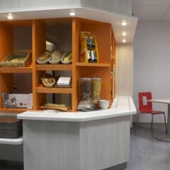Отель Première Classe Lille Centre гостиничный бар