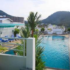Arita Hotel Patong бассейн фото 2