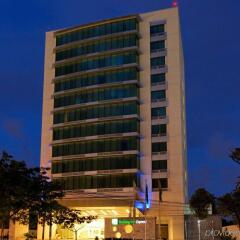 Отель Holiday Inn Express San Pedro Sula Гондурас, Сан-Педро-Сула - отзывы, цены и фото номеров - забронировать отель Holiday Inn Express San Pedro Sula онлайн вид на фасад