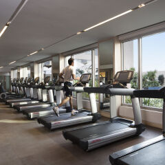 JW Marriott Hotel New Delhi Aerocity фитнесс-зал фото 2