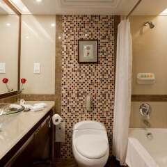 Rosedale Hotel & Suites Guangzhou Гуанчжоу ванная фото 2
