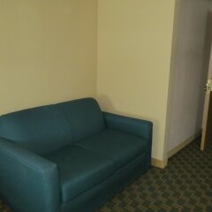 Отель Downtown Value Inn комната для гостей