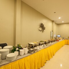 Отель Woraburi The Ritz Паттайя помещение для мероприятий