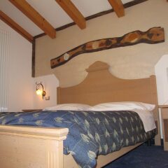 Hotel Garni Relax Фай-делла-Паганелла сейф в номере