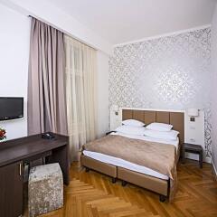 Отель Deminka Palace комната для гостей