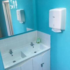 Orange Terrace Hostel Албуфейра ванная