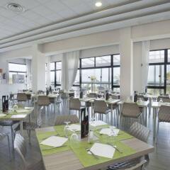 Hotel Puente Real питание