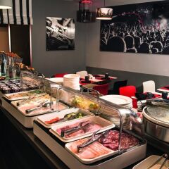 Отель Timhotel Paris Place d'Italie Франция, Париж - 9 отзывов об отеле, цены и фото номеров - забронировать отель Timhotel Paris Place d'Italie онлайн питание фото 3