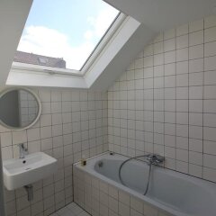 Отель B&B Caravan'Sérail Бельгия, Брюссель - отзывы, цены и фото номеров - забронировать отель B&B Caravan'Sérail онлайн ванная