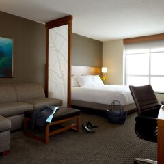 Отель Hyatt Place Calgary Airport Канада, Калгари - отзывы, цены и фото номеров - забронировать отель Hyatt Place Calgary Airport онлайн комната для гостей фото 3