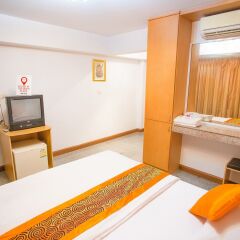 Отель Nida Rooms Petkasem 581 Golden Place комната для гостей фото 3