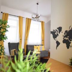 Отель Standard Apartment by Hi5 - Chainbridge Венгрия, Будапешт - отзывы, цены и фото номеров - забронировать отель Standard Apartment by Hi5 - Chainbridge онлайн интерьер отеля