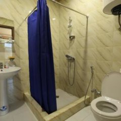 Отель Marcos Грузия, Тбилиси - отзывы, цены и фото номеров - забронировать отель Marcos онлайн ванная фото 2