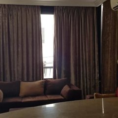 Отель Alaamira Furnished Apartments Ливан, Алей - отзывы, цены и фото номеров - забронировать отель Alaamira Furnished Apartments онлайн комната для гостей фото 5