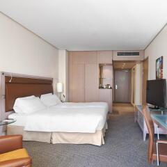 Отель Melia Valencia 4* Стандартный номер с разными типами кроватей фото 2