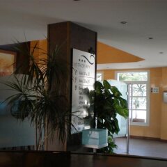 Vista De Rey Hotel интерьер отеля