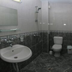Dirossi Hotel Свети Влас ванная