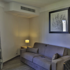 Residence Emeraude in Juan-les-Pins, France from 164$, photos, reviews - zenhotels.com guestroom photo 5