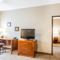 Отель Comfort Inn North/Polaris удобства в номере