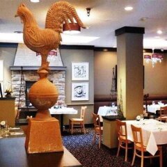 Отель BEST WESTERN PLUS Carlton Plaza Hotel Канада, Виктория - отзывы, цены и фото номеров - забронировать отель BEST WESTERN PLUS Carlton Plaza Hotel онлайн питание фото 2