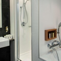 Отель DoubleTree by Hilton Hotel Amsterdam Centraal Station Нидерланды, Амстердам - - забронировать отель DoubleTree by Hilton Hotel Amsterdam Centraal Station, цены и фото номеров ванная