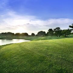 Отель Dongguan Hillview Golf Club спортивное сооружение