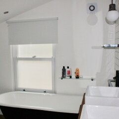 Отель 3 Bedroom Victorian House in Brighton Брайтон ванная