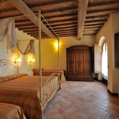 Отель Agrihotel Il Palagetto сейф в номере