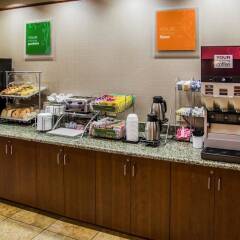 Отель Comfort Suites Sarasota - Siesta Key питание фото 2