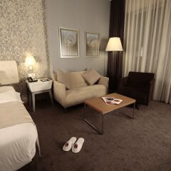 Отель Ramada Plaza Istanbul Asia Airport комната для гостей фото 4