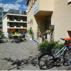Отель Spengler Hostel Швейцария, Давос - отзывы, цены и фото номеров - забронировать отель Spengler Hostel онлайн спортивное сооружение